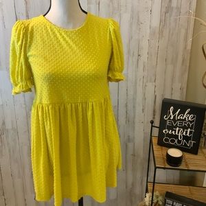 Querencia maternity. Mustard color maternity top. Two sizes available. NWT